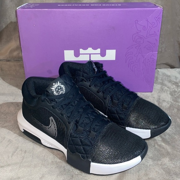 🆕 Nike Adult Lebron Witness VIII TB Basketball Shoes - Picture 1 of 9